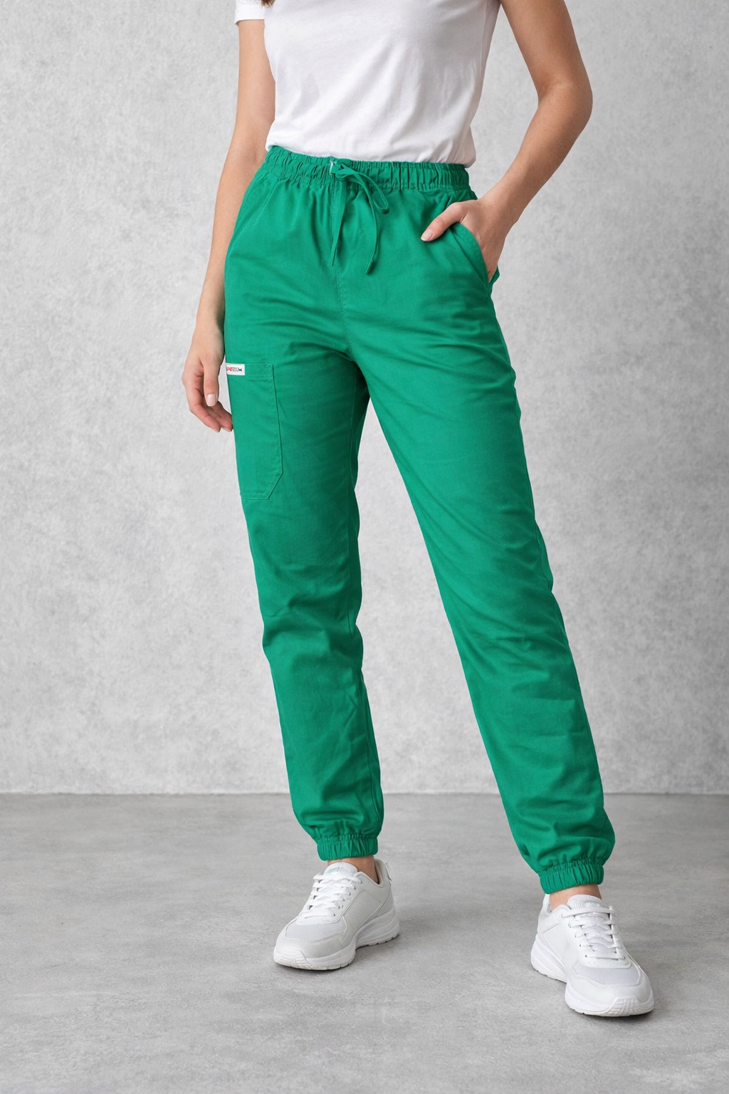 Pantalone zelene M velicina Keper 100% pamuk
